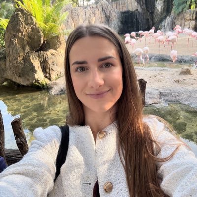 Lover of nature, Single, Stock analyst and event planner. Let love lead ❤️