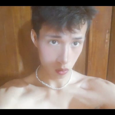 Alexis53504729's profile picture. Al DM
Contenido exclusivo 
🇵🇪