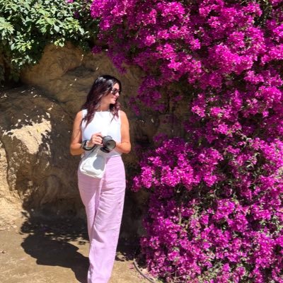 Amateur photographer. Wannabe artist. Travel enthusiast. Curious by nature. Avid DIYer. Perfectly imperfect.