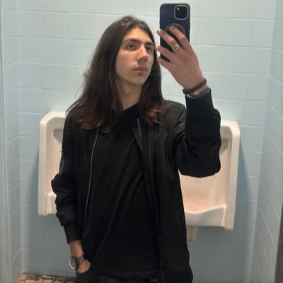 BURNOOOO_'s profile picture. My friends call me Jesus