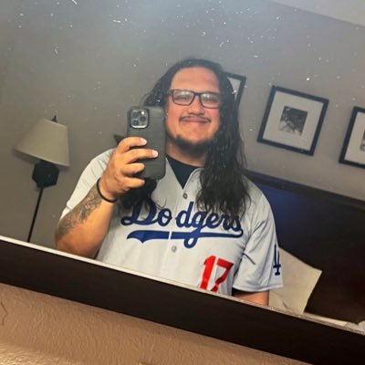 SamGotJuice's profile picture. Girl Dad X3, Packer Die Hard, so-called conspiracy theorist. IG: kobenumbaheight