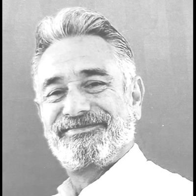 Orgulloso de mi país y de su riqueza! Defensor de la libertad y del capitalismo!! Cada quien lucha por lo que quiere y tiene lo que merece!