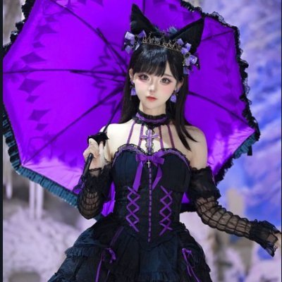 ezohaj21's profile picture. 