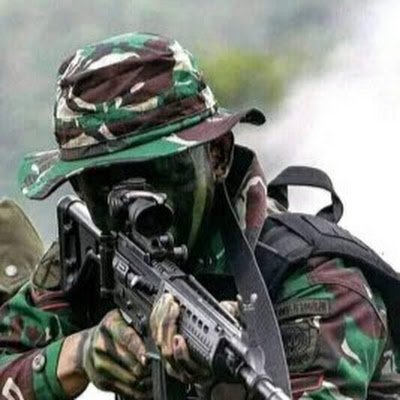 Ariearmans1535's profile picture. 