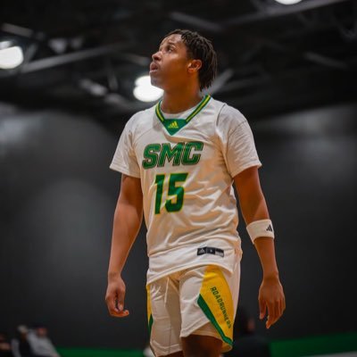 rjdav15's profile picture. SMC | 6’2 185 SG