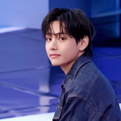 SriKim156373's profile picture. 