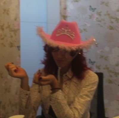 valeee_nada's profile picture. ;)