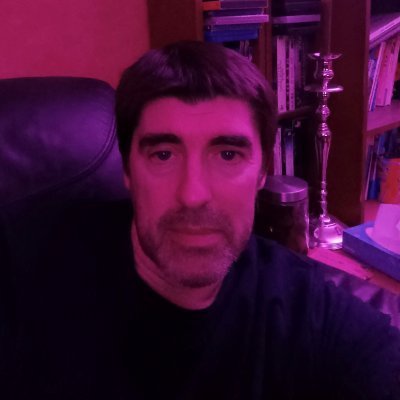 Les croyants
«Ils combattent pour leur servitude comme s’il s’agissait de leur salut» Spinoza
«Ce n'est pas le doute, c'est la certitude qui rend fou» Nietzsche