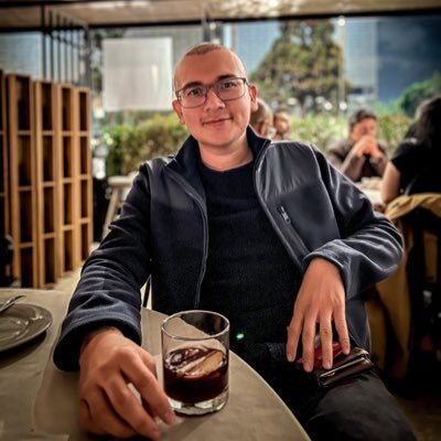 Conjoserincon's profile picture. Ya no pertenezco a ningún ismo.