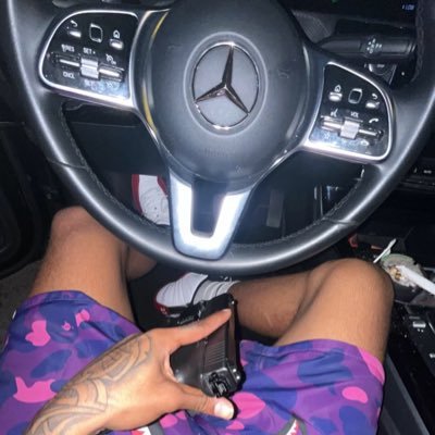 HBZ4ShLONG's profile picture. That 1 YN