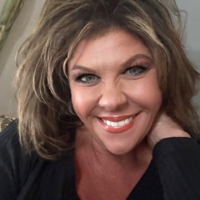 tuebordoll's profile picture. 