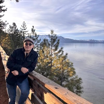 LeoRN4L's profile picture. 🧠Psiquiatra en formación.        🐥🐰🍎Vegano 🥦🐷🐮