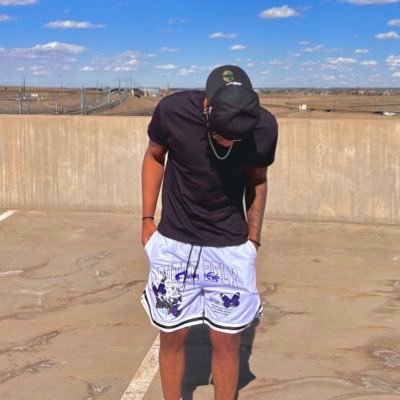Official twitter of Izzy | TikTok: Izzyvizionz 260k+🤞🏾 | Clothing brand owner 💼 (link in bio) |
