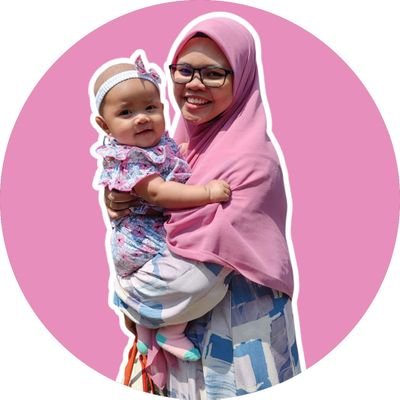 JulianaSapik's profile picture. Alhamdulillah for everything ♡