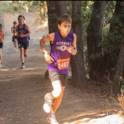 Piedmont High School c/o 2028 | xc + tf | 4.0 GPA | 1600m - 4:51.94 | 3200m - 10:40.19 | aaronafbennett@gmail.com