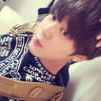 gunki` extraña a bts (@kookyti) 's Twitter Profile