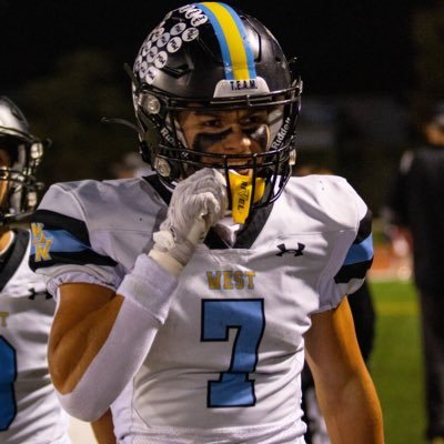 RB @drakebulldogsfb | 10.8 100M | All State HM |