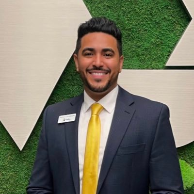 Helping business owners secure the bag before they need it. 💰 Relationship Banker | Business Credit & Lending | Let’s build wealth together. DM for insights.
