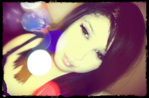 _kassCee's profile picture. | 18 | #TeamBi |