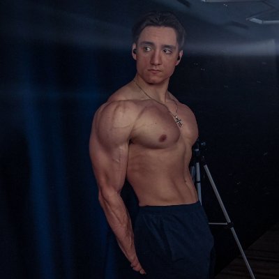 Life is one grand, sweet song, so start the music|Rip Team THICC|Duo: @TitansFPS| 24 years young