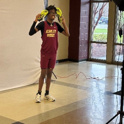c/o25🎓I 6’1,140 lbs I I 2.9GPA I I Ashley Ridge High School I I PG/SG I Contact Info Email:Davissummerhill3@gmail.com 843 -789-9344 I I Track Long Jump PR 17/2