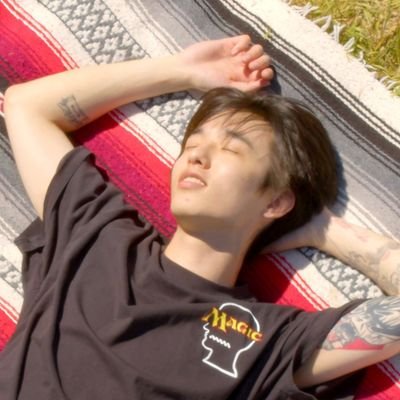 ONE OK ROCK - K Bands - Jars - 배우 박보검 - 배우 변우석 - Traveller