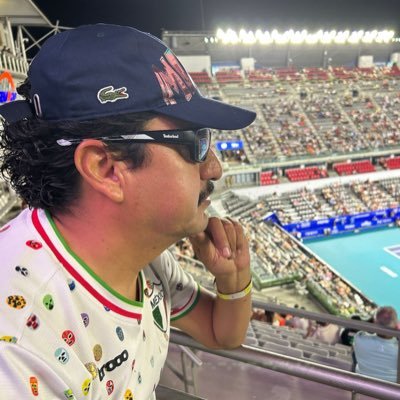 hugol2006's profile picture. La familia , amigos y el trabajo son la base de una gran vida.