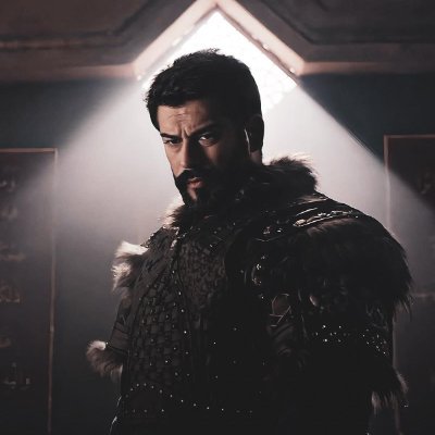 a__r04's profile picture. 𝙎𝙌𝙐| 🎤📸👨🏼‍💻
- مُصور و مُمنتج 📸
فَلَا يَحْزُنكَ قَوْلُهُمْ ۘ إِنَّا نَعْلَمُ مَا يُسِرُّونَ وَمَا يُعْلِنُونَ