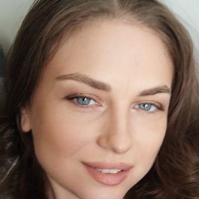 Feet pics and videos, standard packages plus on request. Selling 🧦👟👠🥿👡 in EU only (prices negotiable on request)
https://t.co/HLrp3pbho2