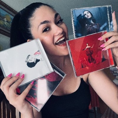 itsssfefeeee's profile picture. Selenator since I was born