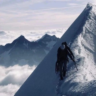 linyiyiovo's profile picture. 