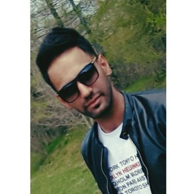 Hosseinabasi74's profile picture. 