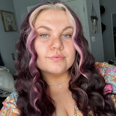 skateboardk_'s profile picture. 25 || RN || J 💍