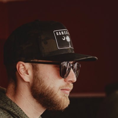 j1karl8's profile picture. USC ‘22 & ‘24 | M.Ed. | Godspeed