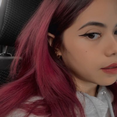 akaazmi's profile picture. A girl full of hatred. I rant so much that you might get annoyed