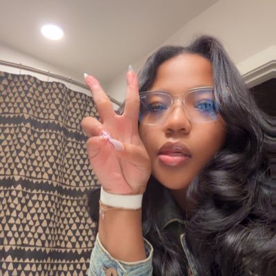 xula alumna⚜️|biology pre-medicine👩🏾⚕️| #318Made🐊| 1908 💕