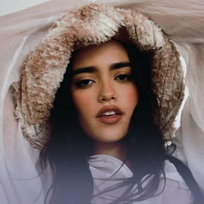 Your source of information about the actress and singer Maia Reficco!
