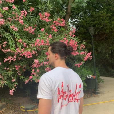 @Yannis_dev