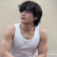 KIM TAEHYUNG ( BTS ) (@v_bts_22) 's Twitter Profile Photo KIM TAEHYUNG ( BTS ) (@v_bts_22) 's Twitter Profile Photo