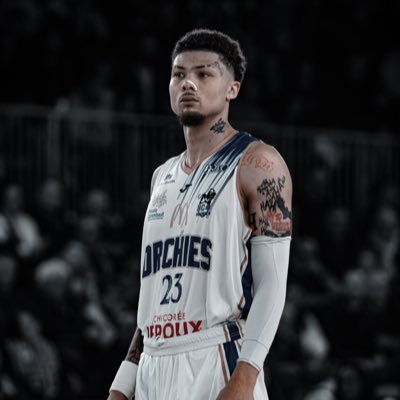 Professional player for @Bcorchies