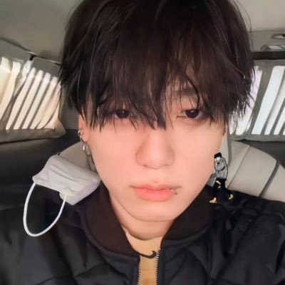yellowkombucha's profile picture. ⟭⟬E ARE B⟬⟭CK | SAW 2SEOK & ENHA