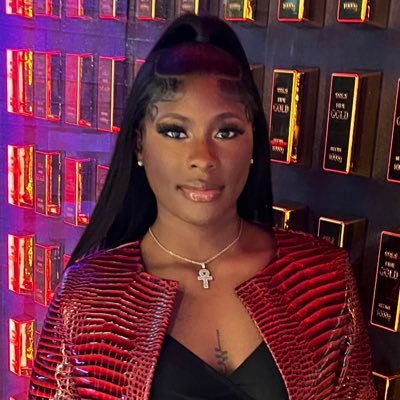 piggybadaxx__'s profile picture. just go find my ig: @ piggythadon