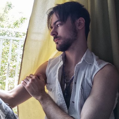 Boki_FPL's profile picture. Just a guy who loves cats 🐈‍⬛, football and fpl ⚽️, making cocktails too🍸.
Graphic designer and Manchester United fan.