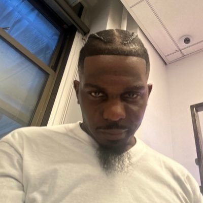 RAYRAY166853's profile picture. 