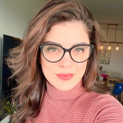 מנסה להיות אופטימית ♥️♠️ עו״ד (רו״ח) בתחום דיני עבודה, בודקת שכר מוסמכת.