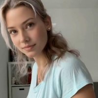 Nelia Varey ⛪ ♉ (@7f546872) 's Twitter Profile