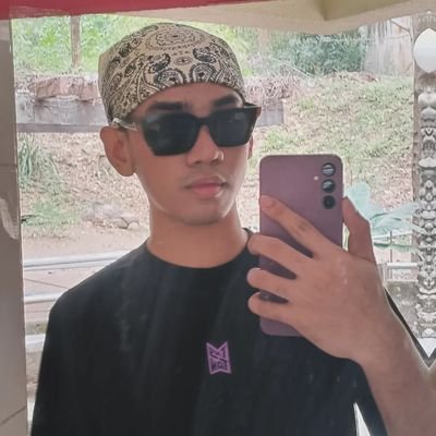 rawr_reyesss's profile picture. 