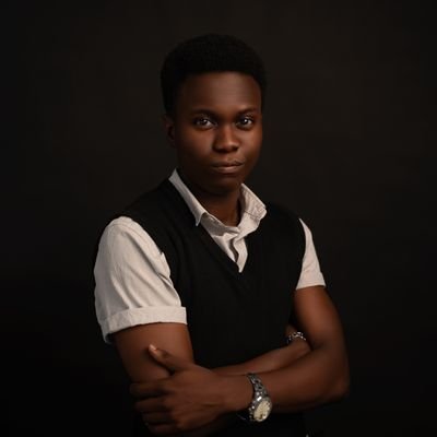 ||Leader. @BellumVerborum, @medictales_ng @TEDxUITH_ilorin
|| Medical student @IlumsaIlorin
Through my creativity, I tell amazing stories.