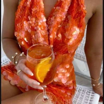 labellaicl's profile picture. 