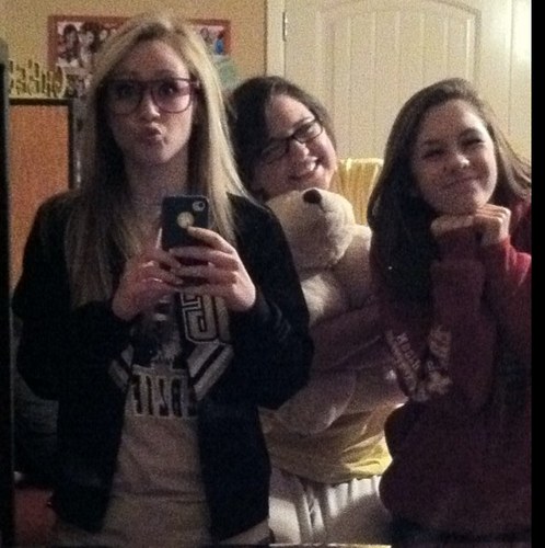 Preslieee's profile picture. 